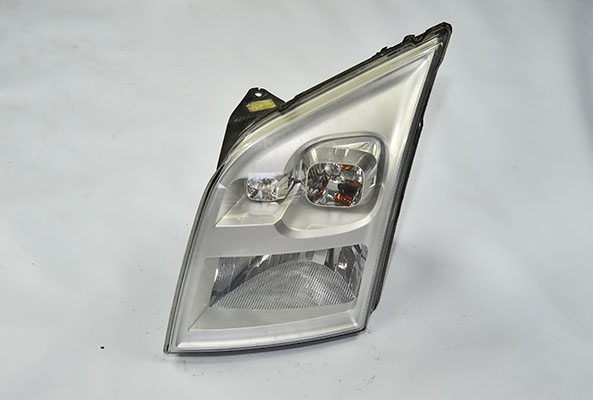 FORD RANGER 3.0 TDCİ ÇIKMA PARÇA TRANSİT SOL FAR